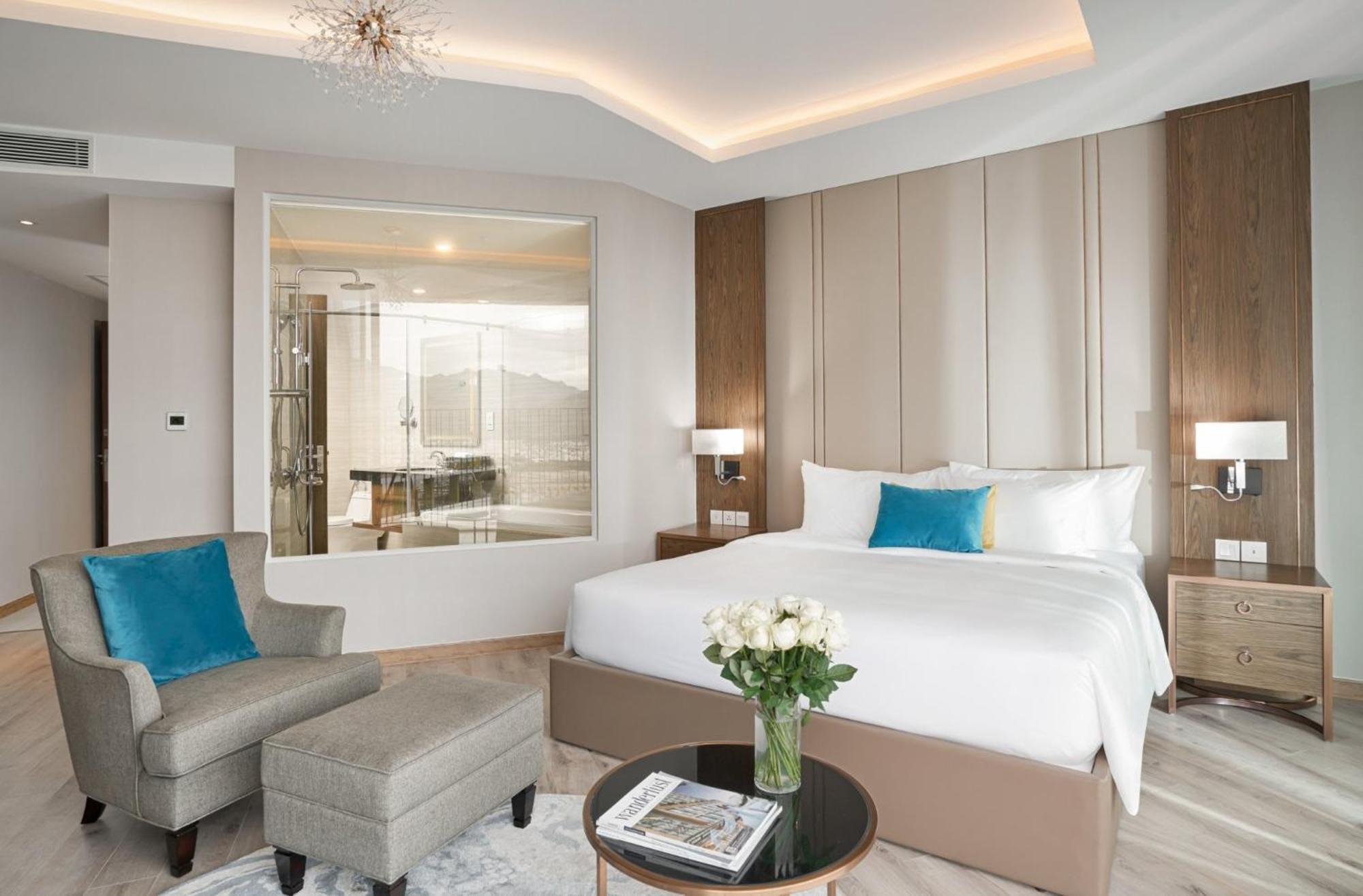 Panorama Oceanfront Suite Nha Trang Esterno foto