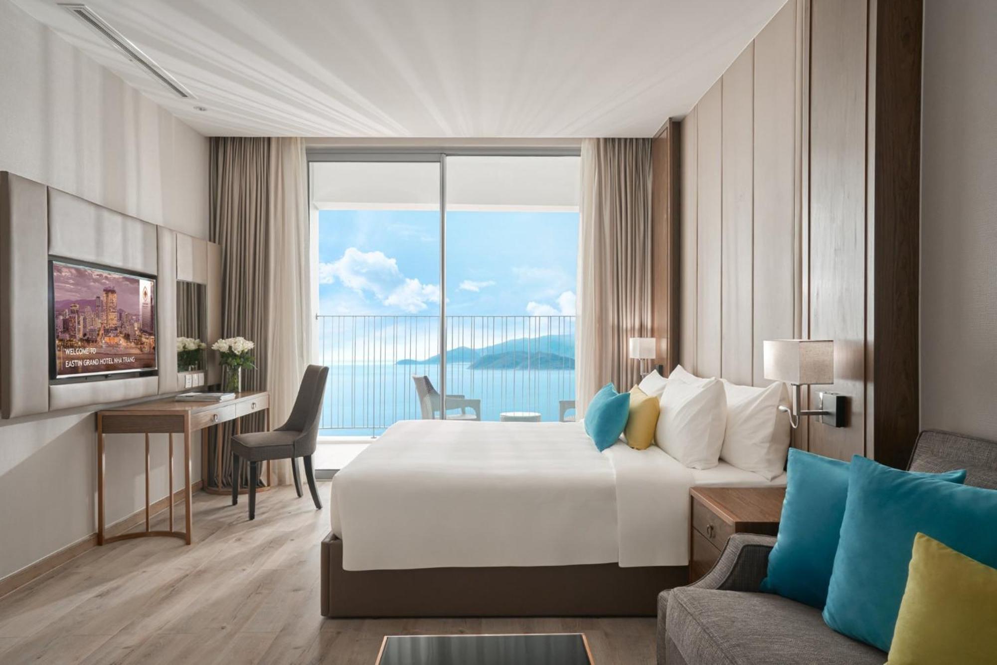 Panorama Oceanfront Suite Nha Trang Esterno foto