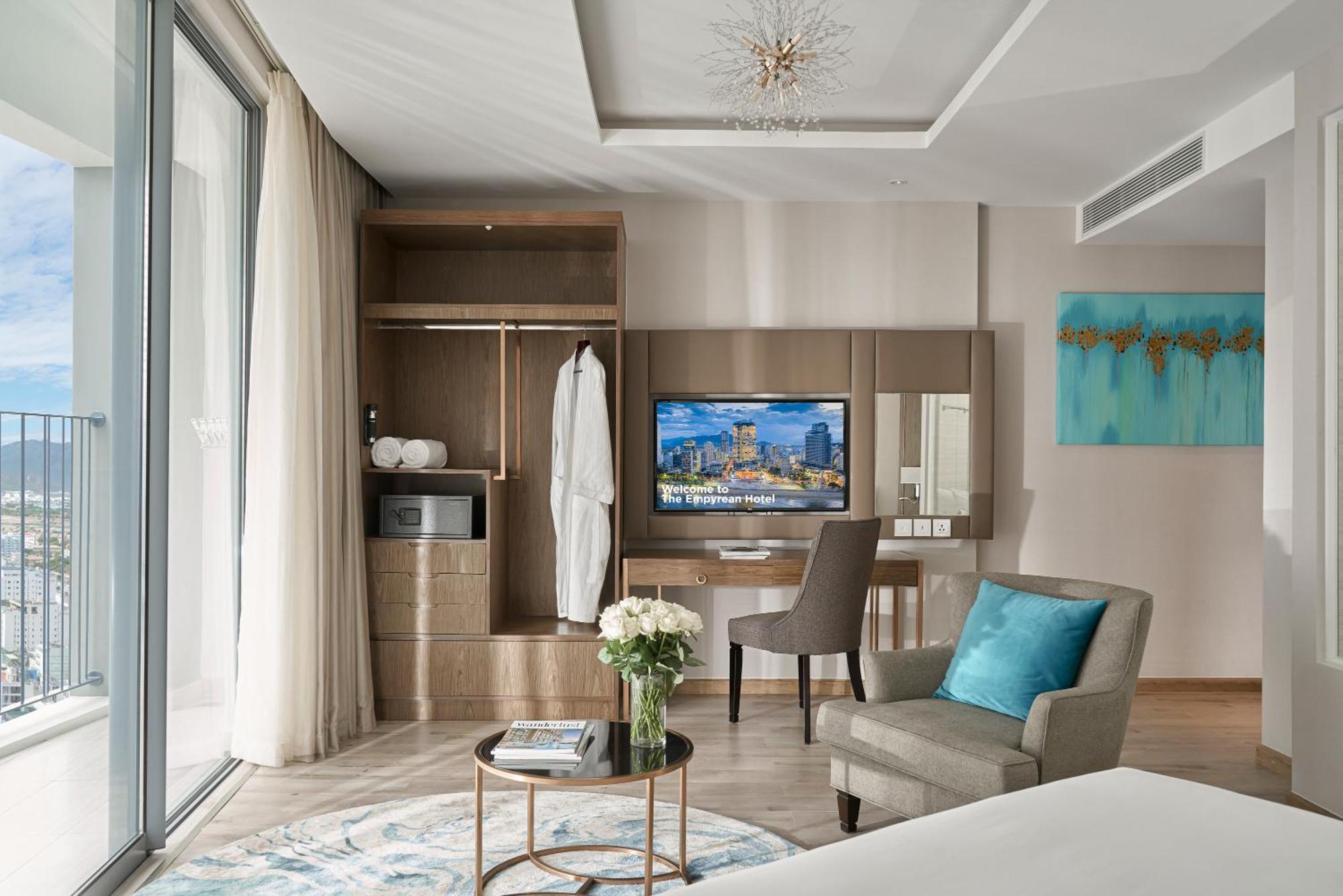 Panorama Oceanfront Suite Nha Trang Esterno foto